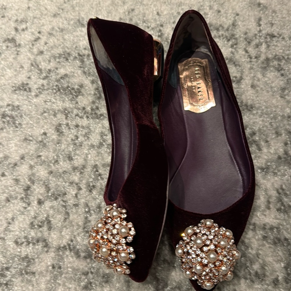 Ted Baker pumps - Size 7.5 (Euro 37)